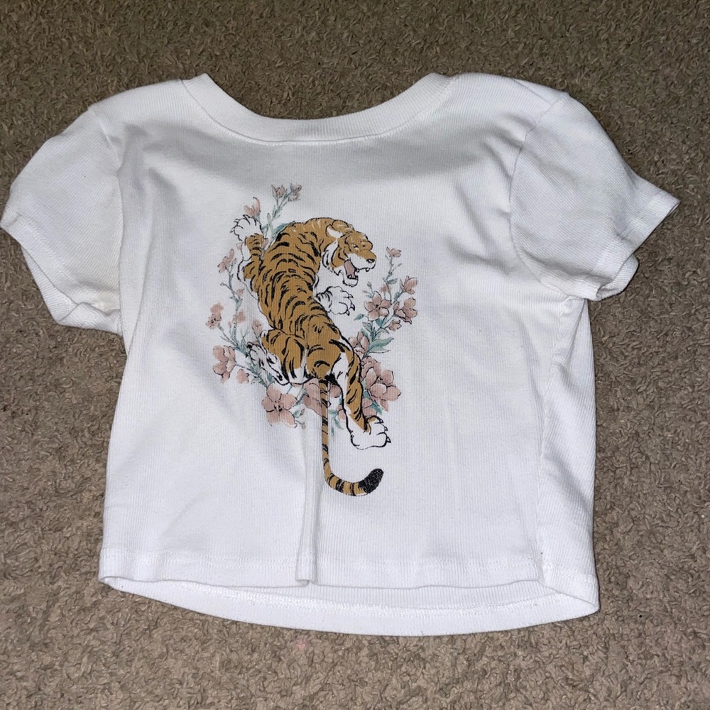 Forever 21 Tiger Crop Top